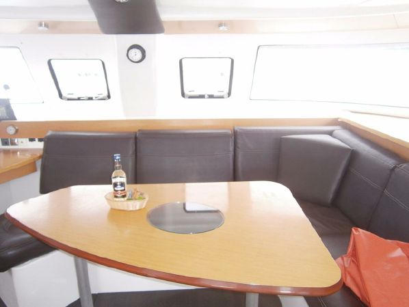 Used Sail Catamaran for Sale 2009 Lipari 41 Layout & Accommodations